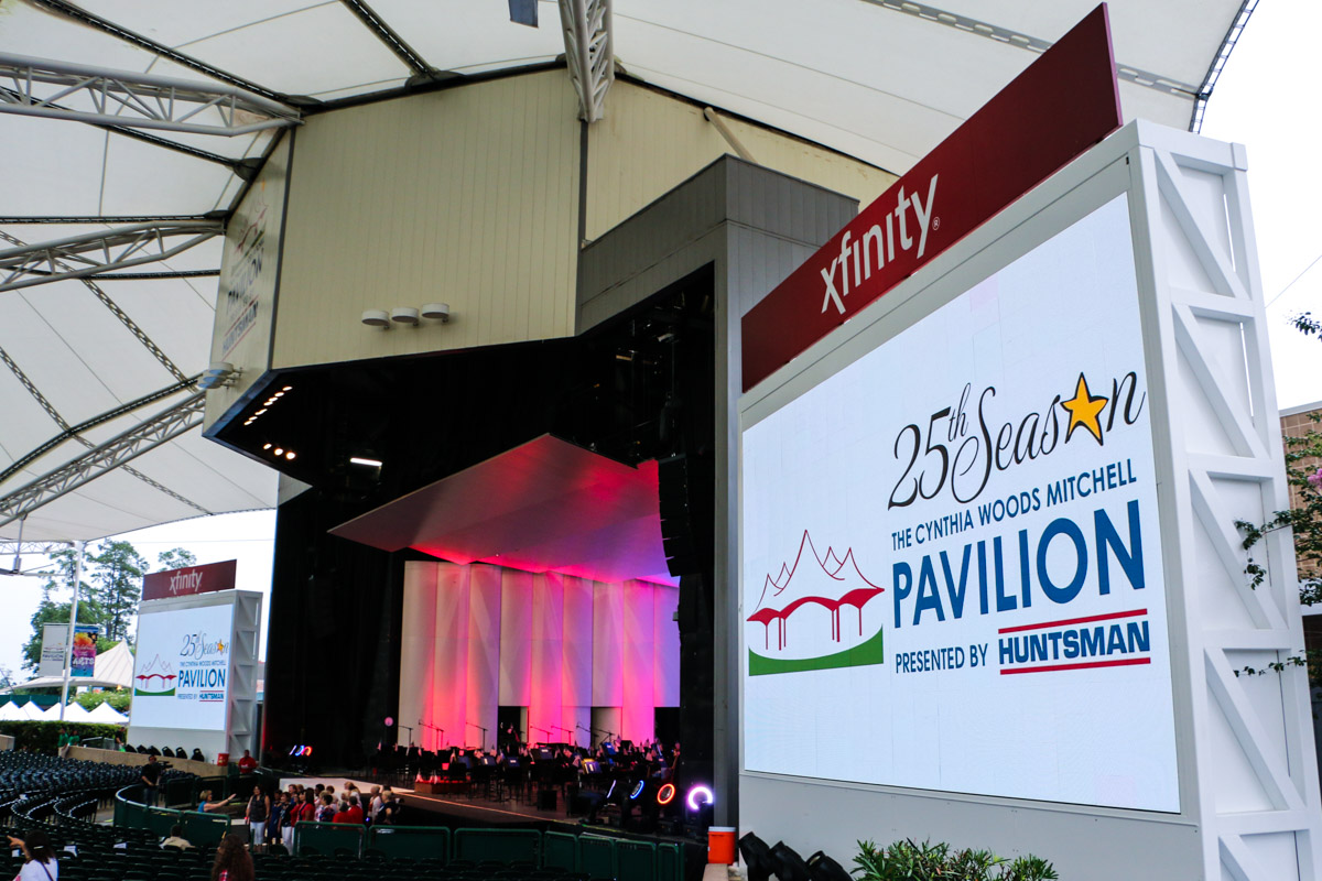 Cynthia Woods Mitchell Pavilion Main Stage X7 HD outdoor LED video screens