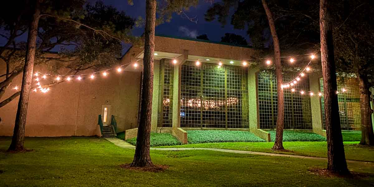 Hybrid Event Studio Outdoor Lighting