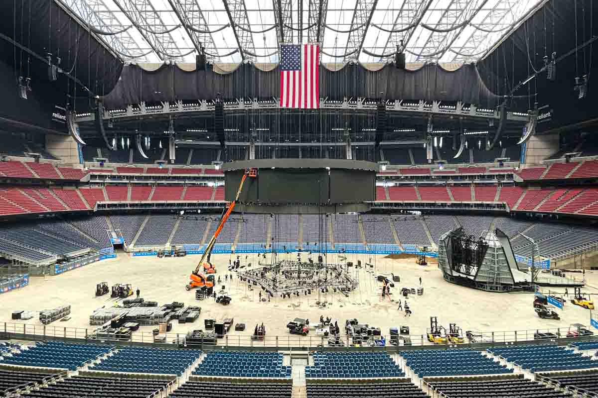 The Houston Livestock Show and Rodeo Audio Video Equipment Construction