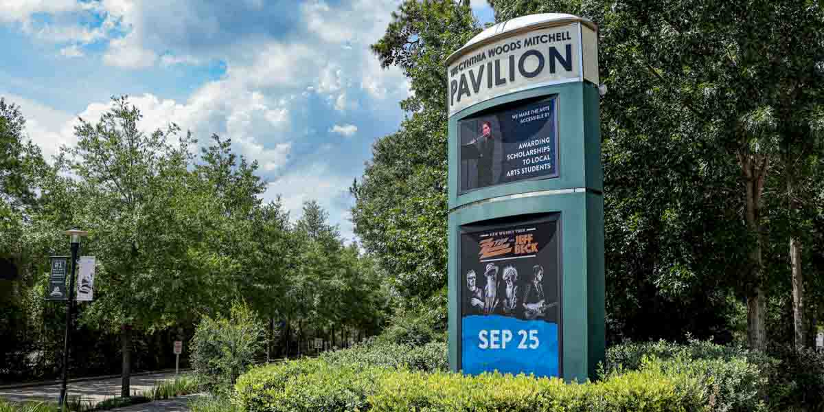 Cynthia Woods Mitchell Pavilion Corner Marquee Digital Sign