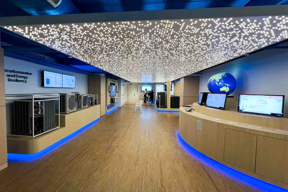 Daikin Sustainability and Innovation Center Lobby Space